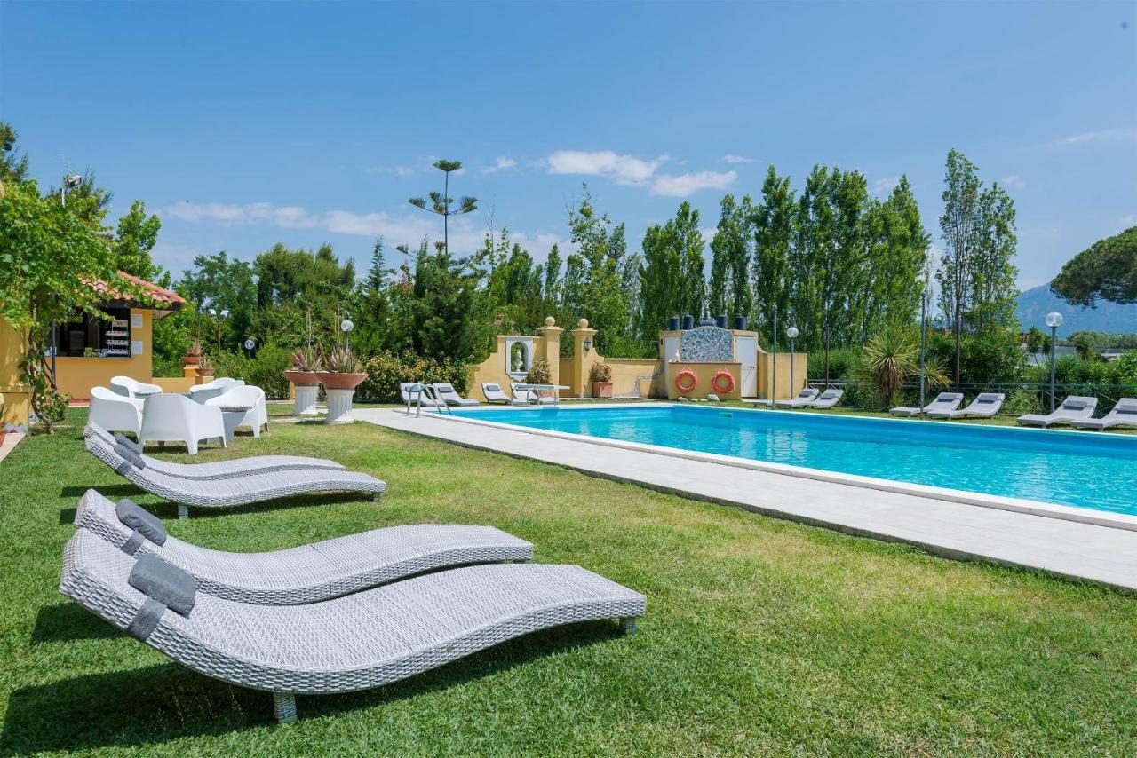 Hotel Villa Rita Paestum Exterior photo