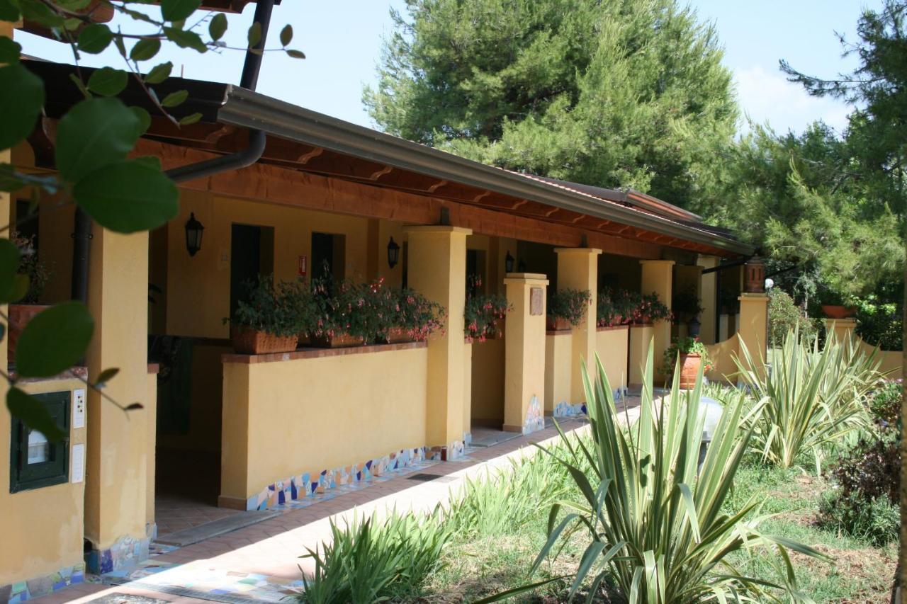 Hotel Villa Rita Paestum Exterior photo